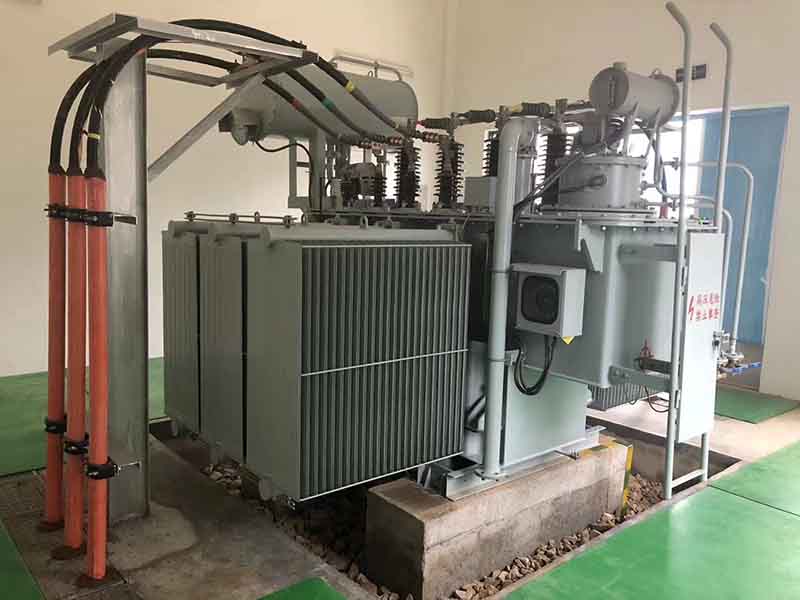 Comparación del transformador de distribución entre arriba y menos de 800 kVA